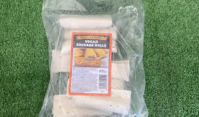 pastry misshapes vegan sausage rolls (new)