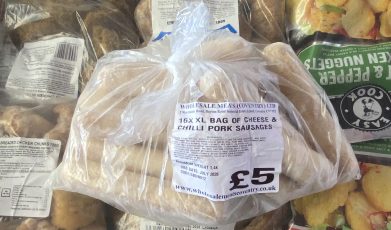 XL bag of 16X cheese & chilli pork sausages 1.4KG