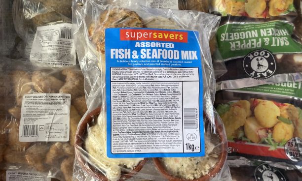 Assorted fish & seafood mix (large pack) supersavers