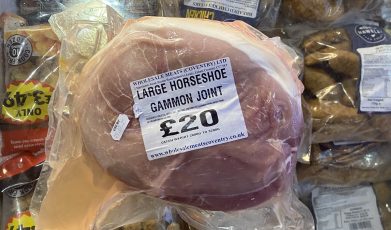 large horseshoe gammon joint (catch weight 2.6kg - 3.7kg)