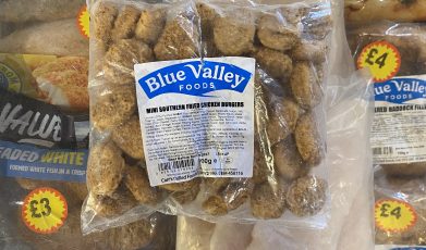 Large pack of mini southern fried chicken burgers (new) 700g