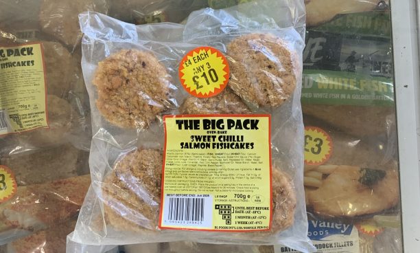 Sweet chilli salmon fishcakes (large pack)