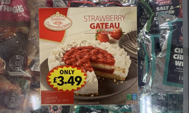 Strawberry gateau (limited edition)